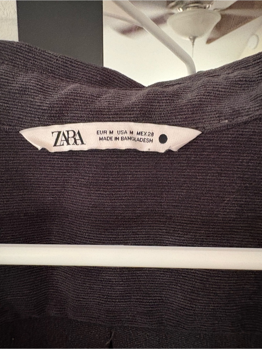 Zara button down - Picture 3 of 3